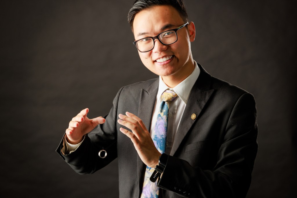 A USC (University of Southern California, Los Angeles) graduate.